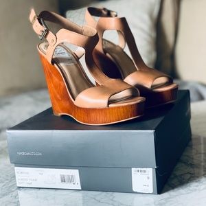 Vince Camuto Nude Wedges